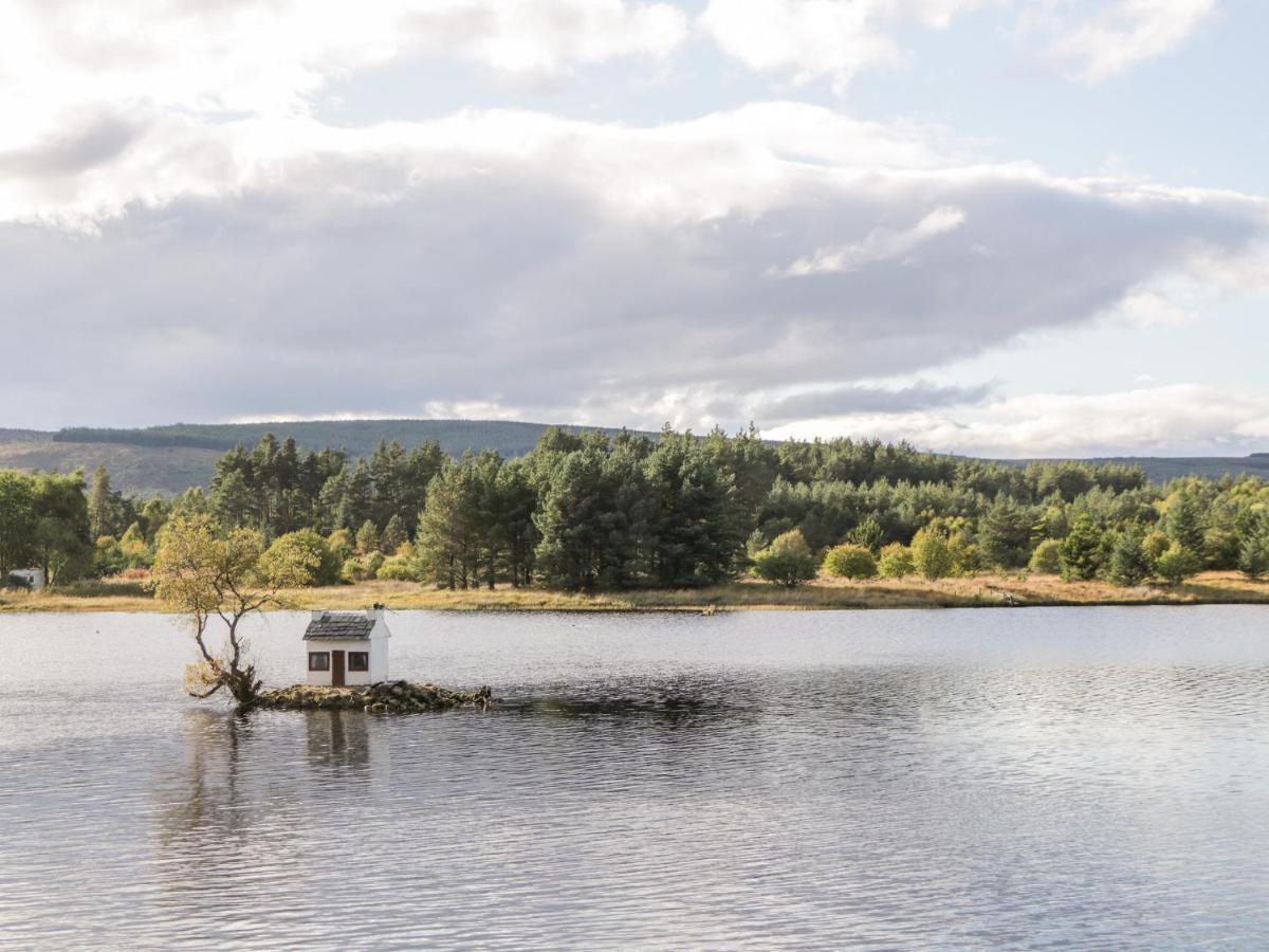 Burnside Cottage Lairg Exteriör bild